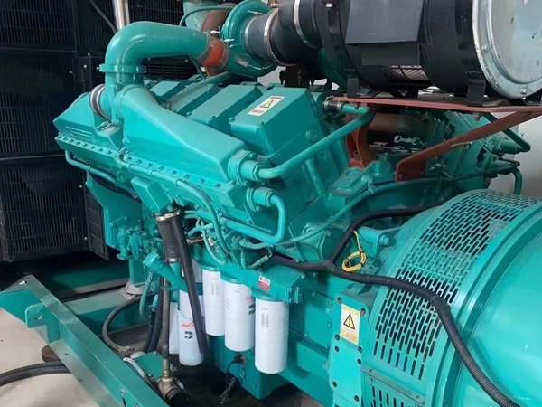 仁和更换100kW柴油发电机组机油时，需要注意哪些事项？